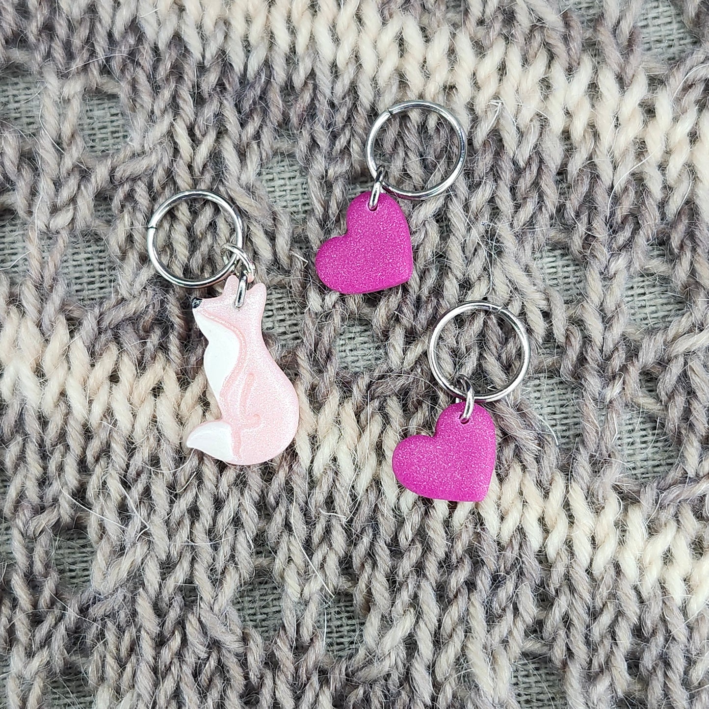 Petit renard rose perle