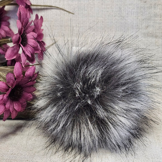 Pompon gris dégradé