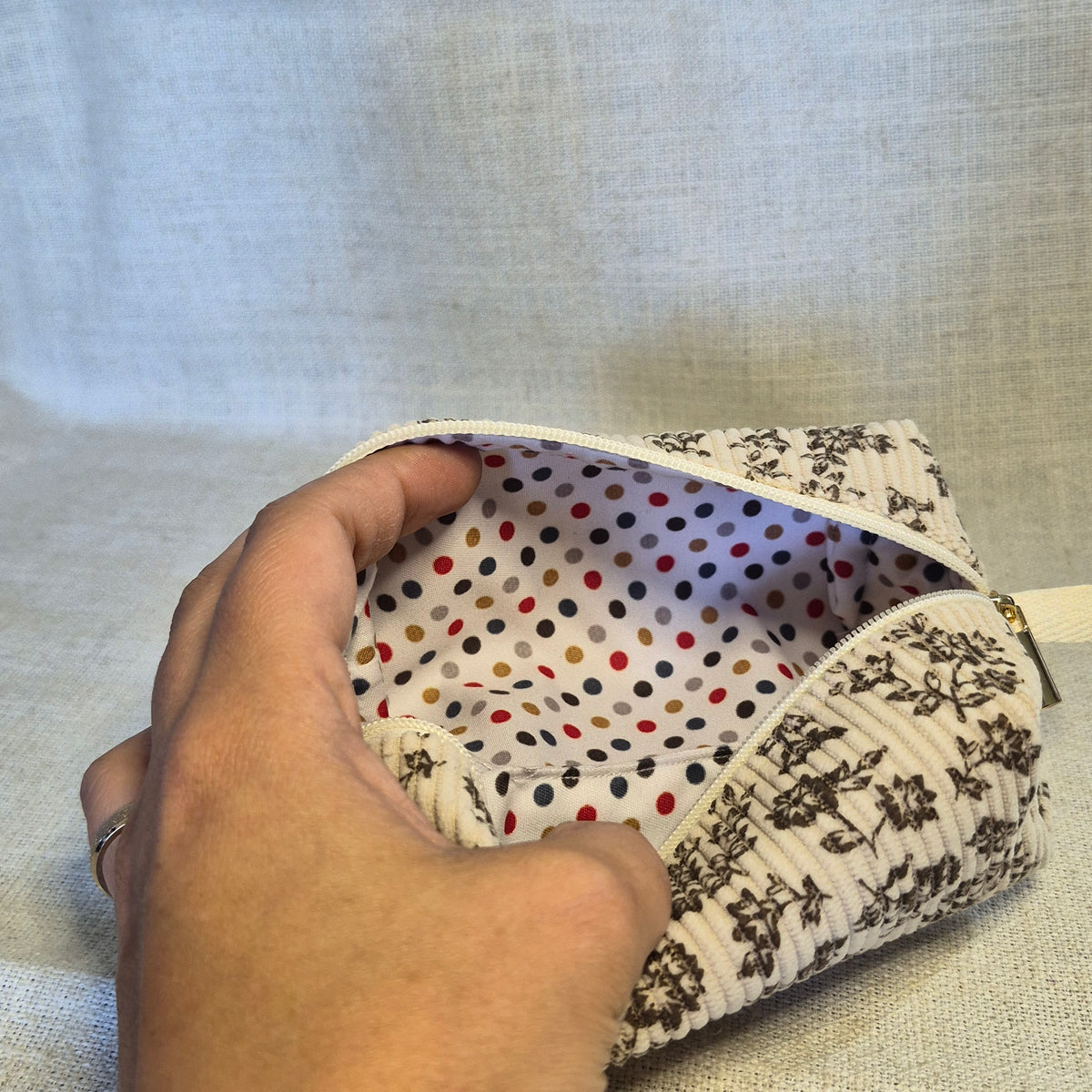 Velis Signature - Beige avec fleurs brunes X Pois