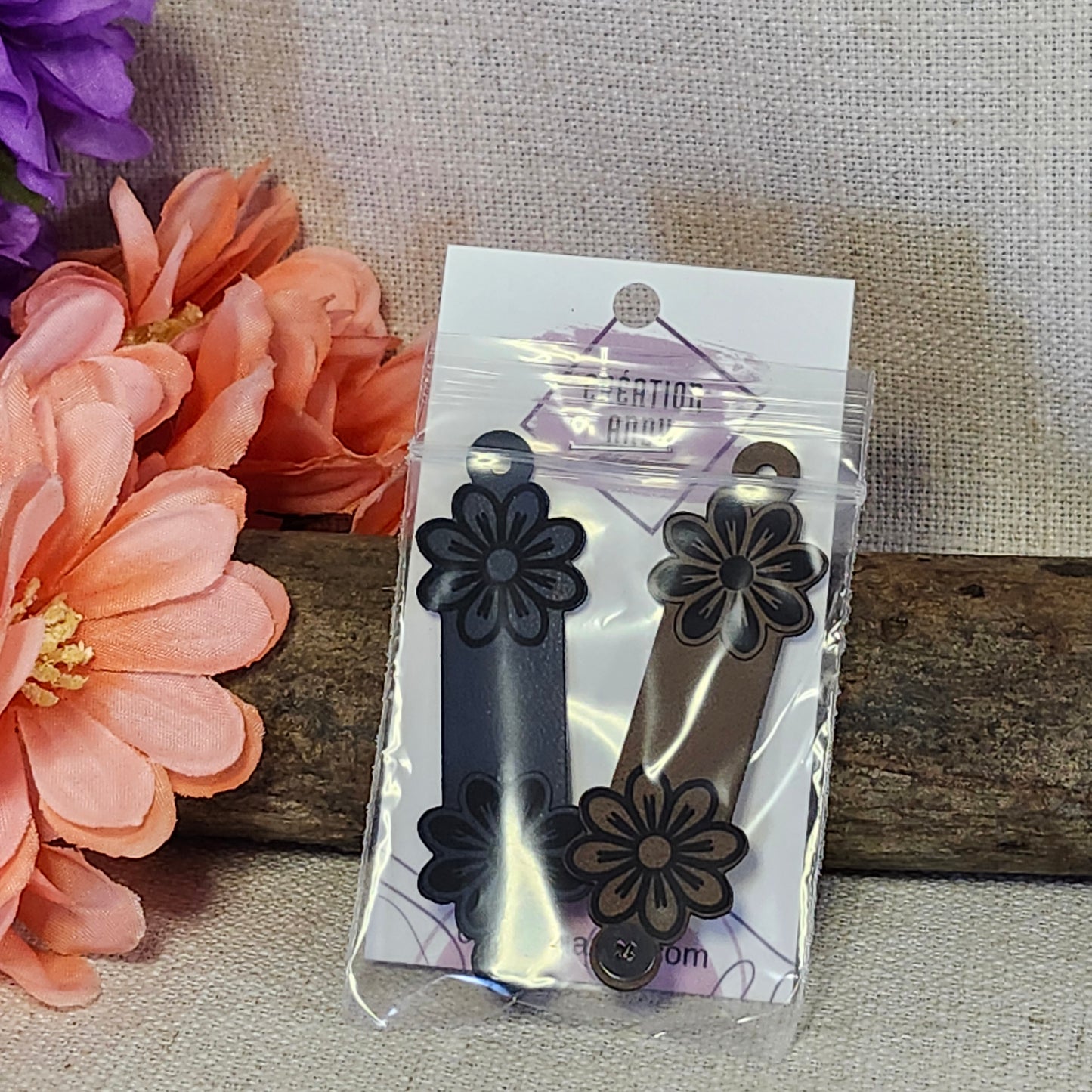 Étiquettes pour tricot - Fleur classique marine et brun