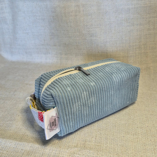 Velis Signature - Bleu avec fleurs X Chats & tricot