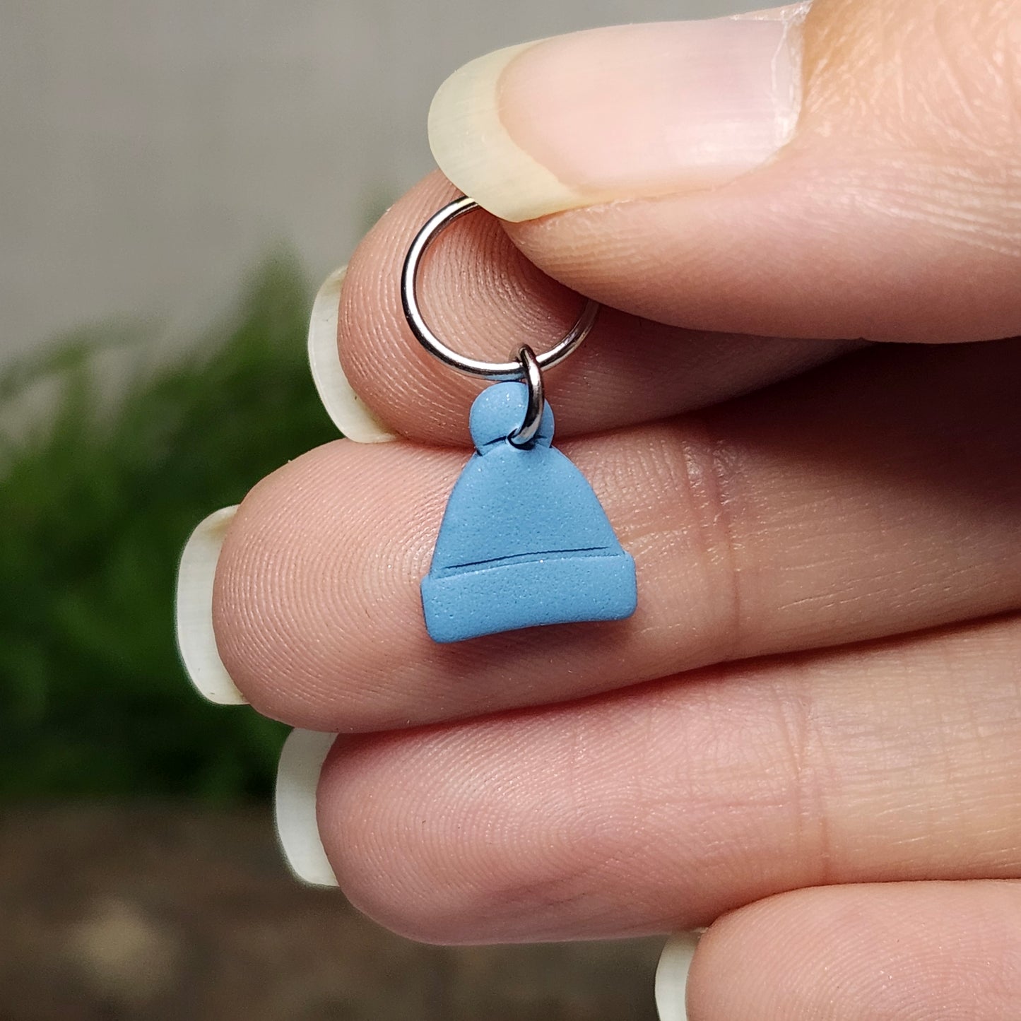 Bonnet hivernal foncé