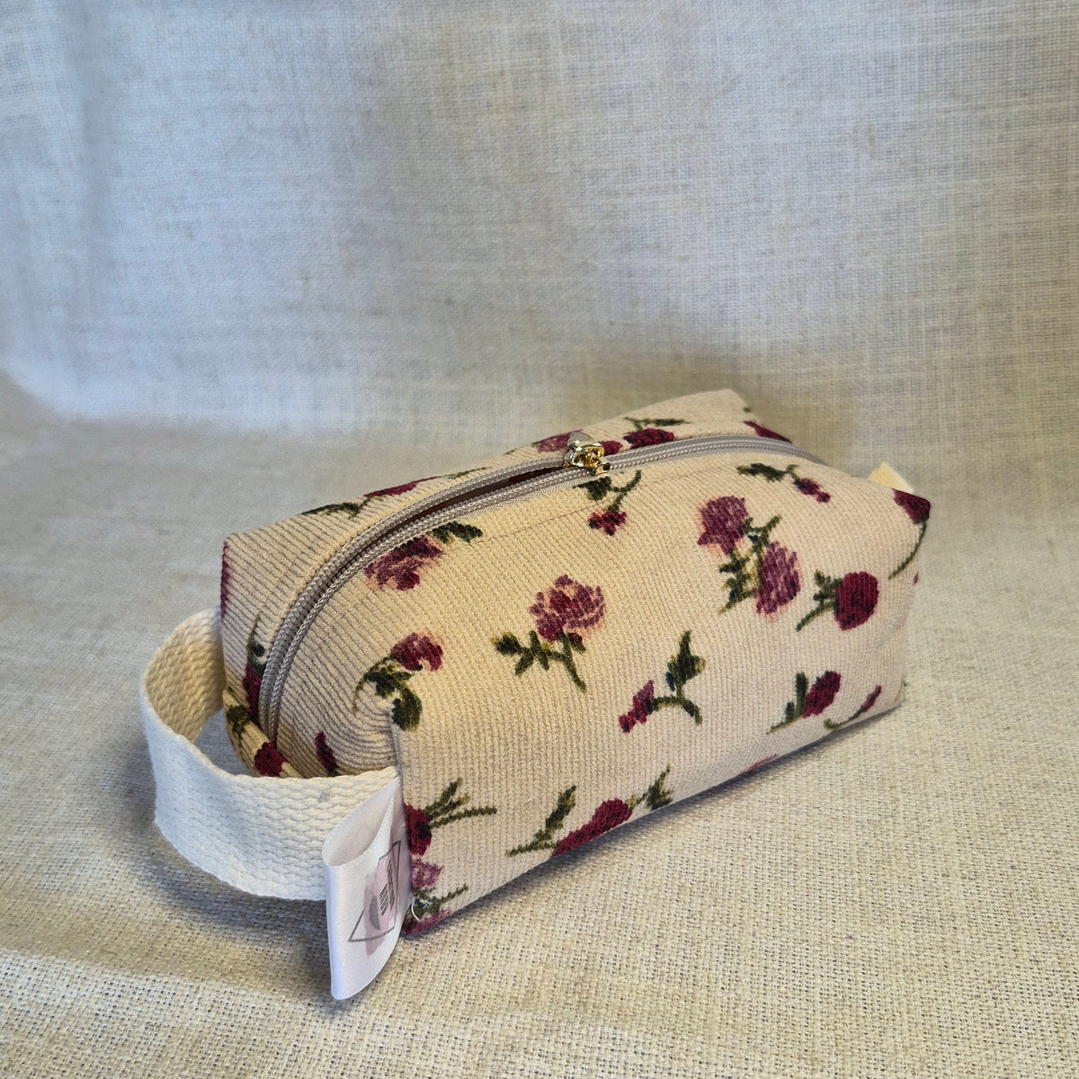 Velis Signature - Beige avec roses X Cœurs