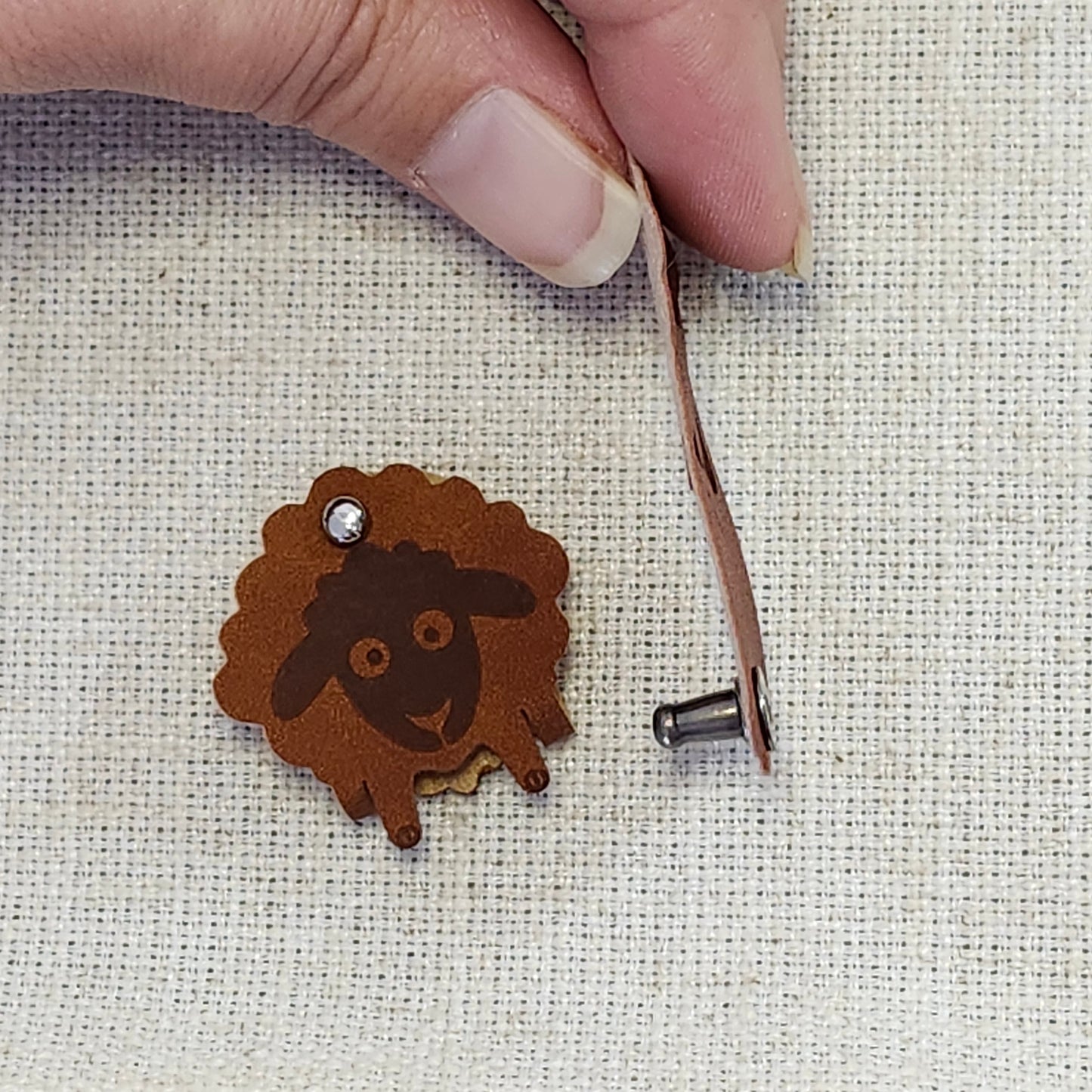 Étiquettes pour tricot - Mouton cuivre et brun