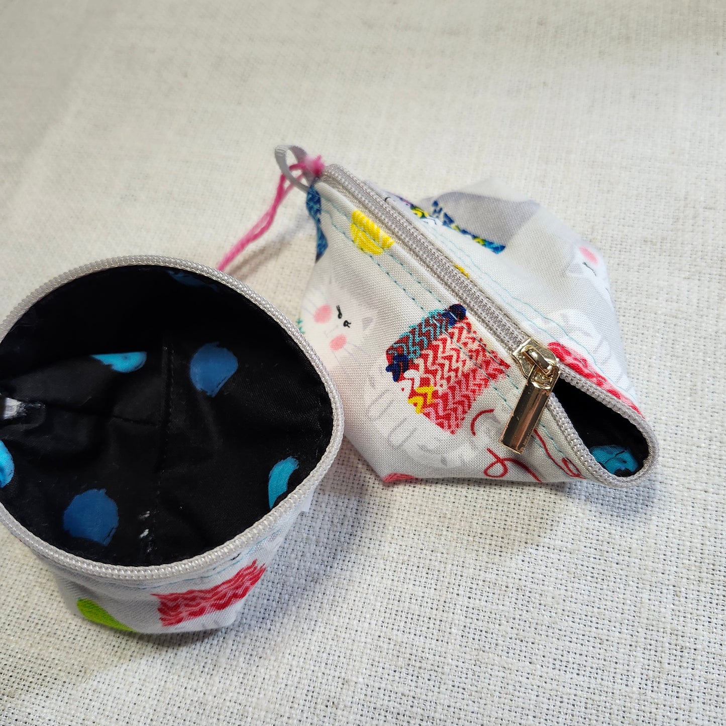 Noma Capsule - Chat maille